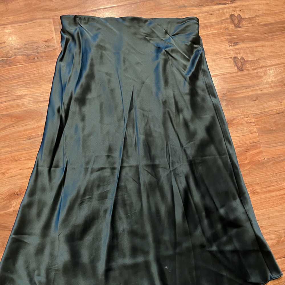 Quince silk skirt